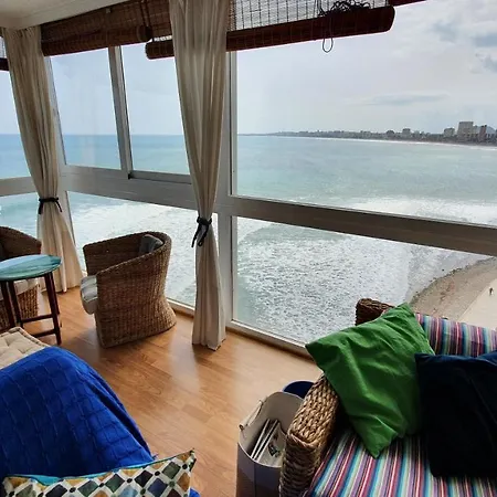 Apartment Sobre Olas Del Mar *