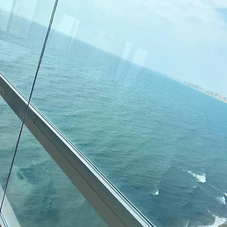 Sobre Olas Del Mar *