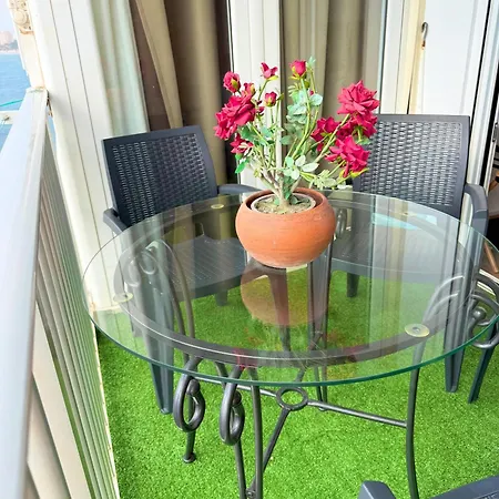 Sobre Olas Del Mar * El Campello